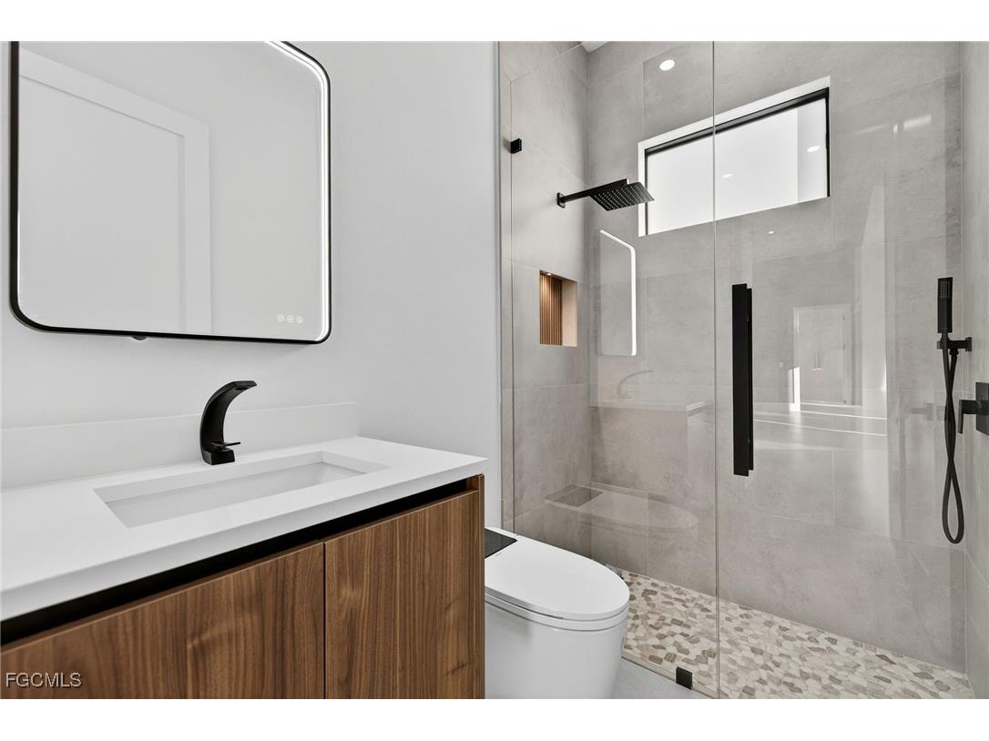 326 SW 25th Avenue Cape Coral FL 33991 2025023256 image40