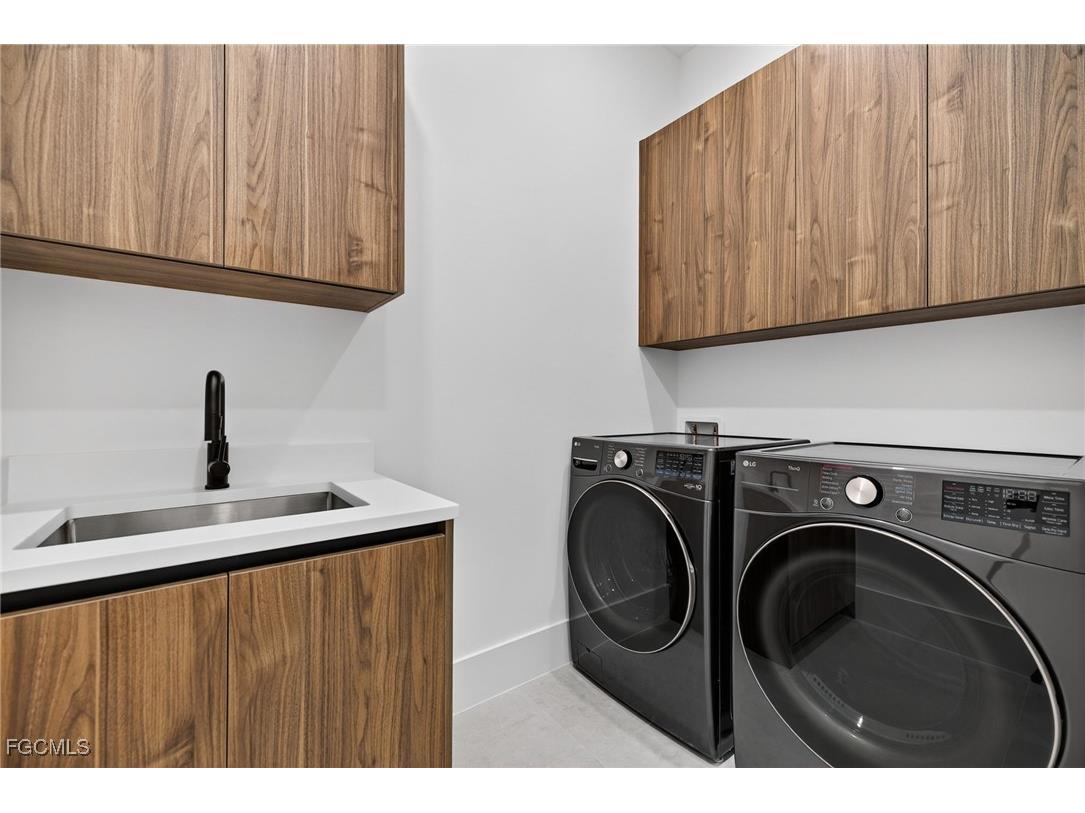 326 SW 25th Avenue Cape Coral FL 33991 2025023256 image41