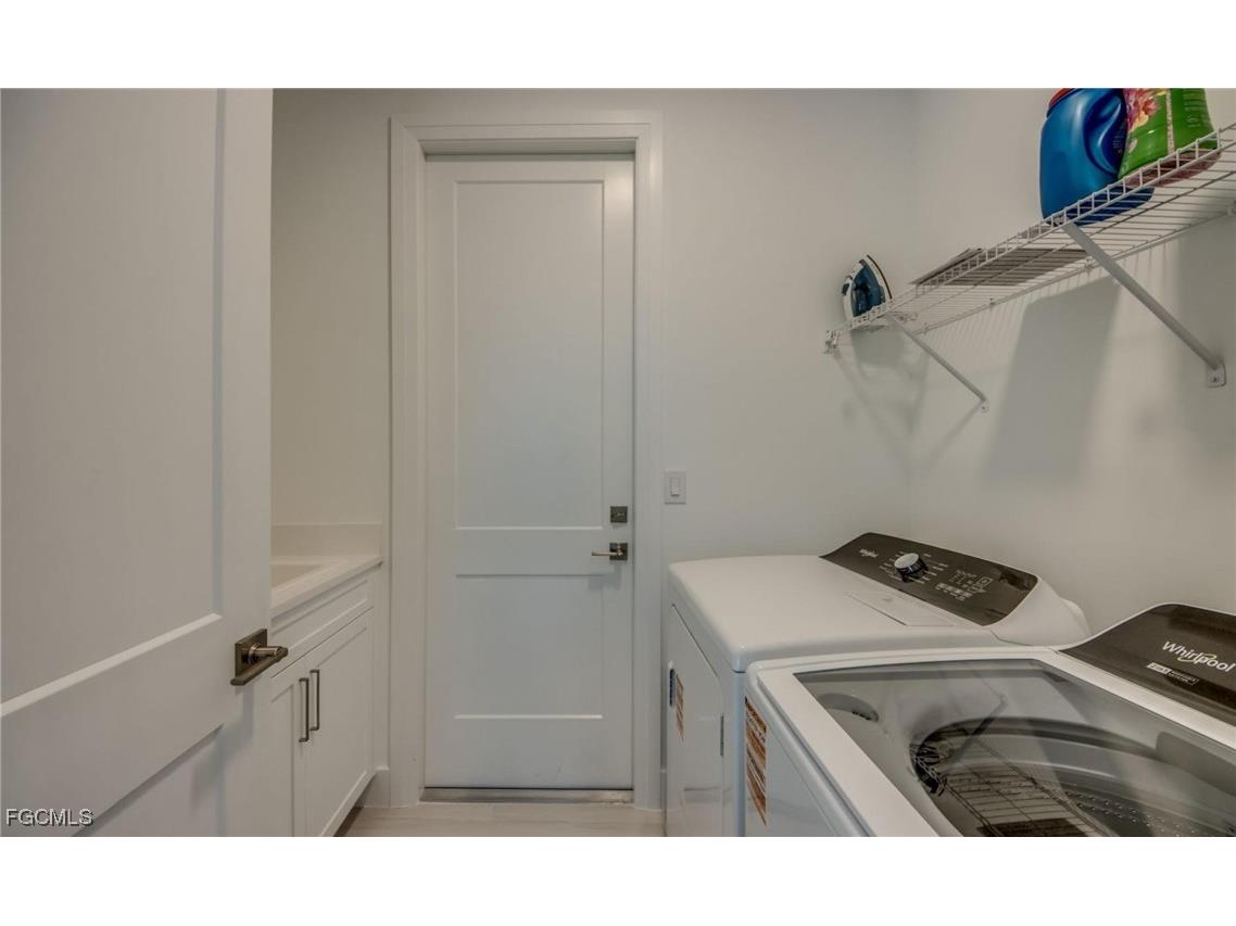 326 SW 31st Terrace Cape Coral FL 33914 2026002460 image29