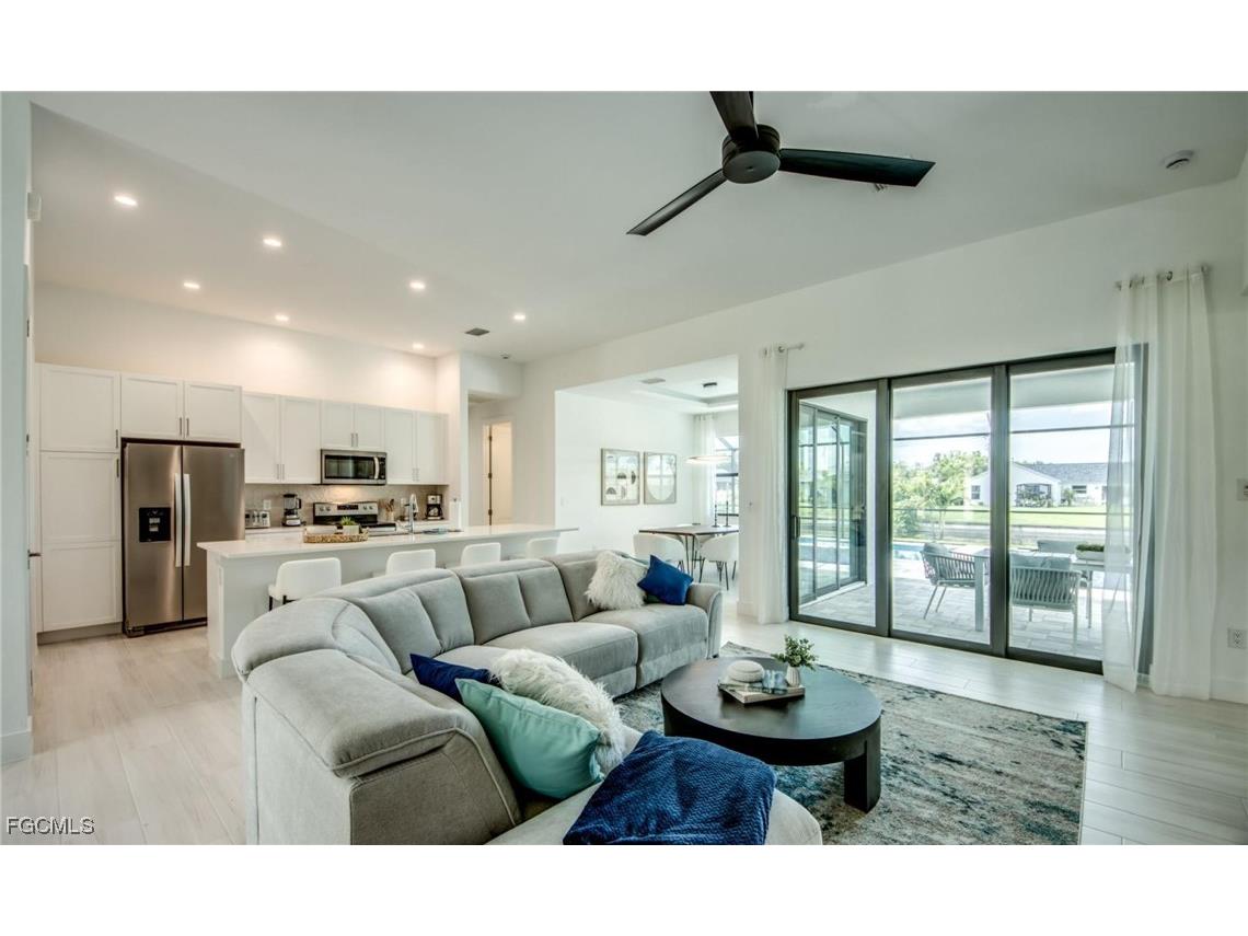 326 SW 31st Terrace Cape Coral FL 33914 2026002460 image4