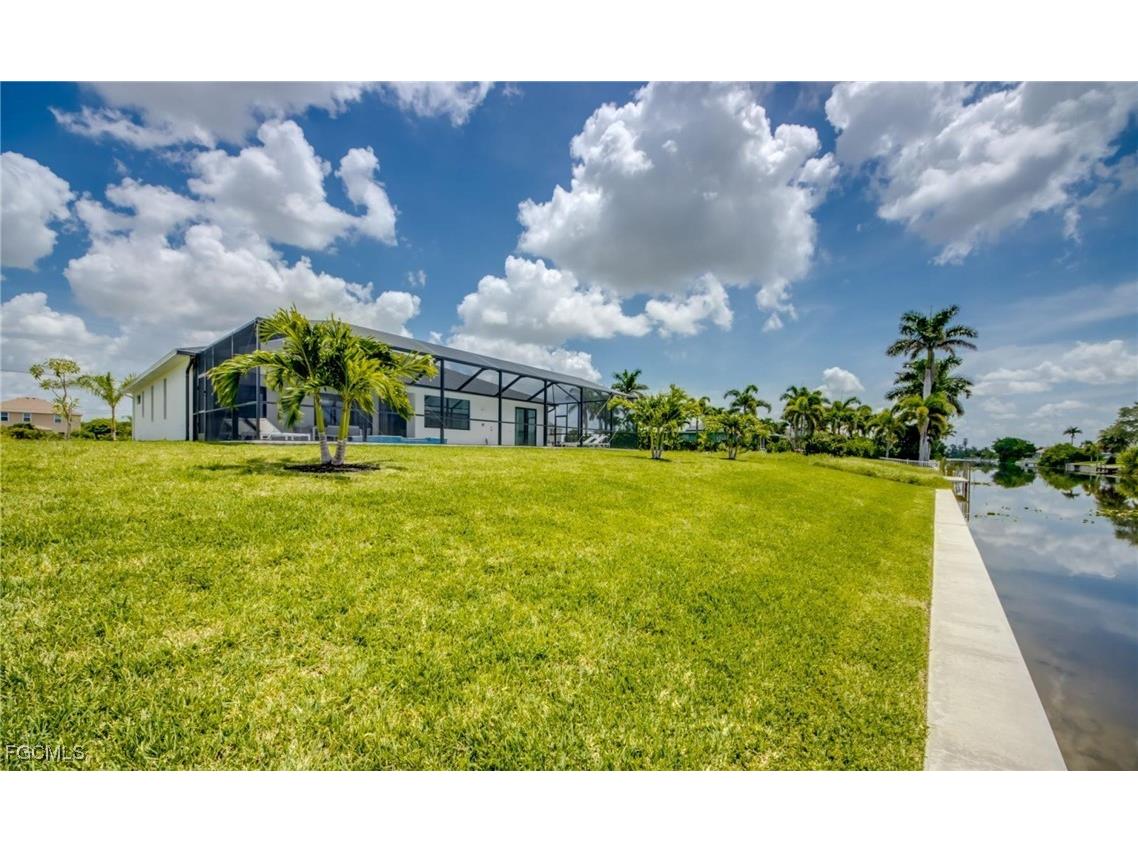 326 SW 31st Terrace Cape Coral FL 33914 2026002460 image44