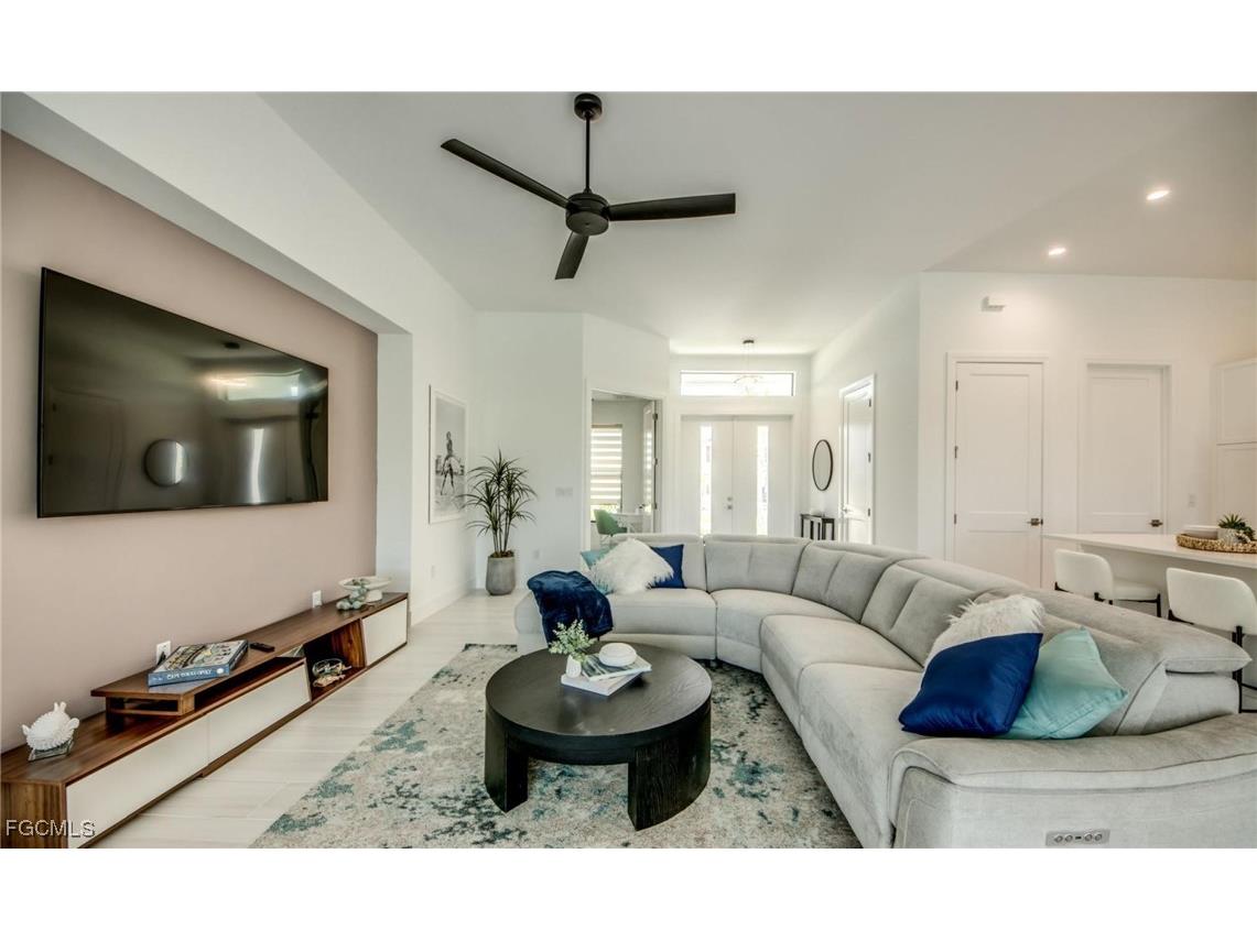 326 SW 31st Terrace Cape Coral FL 33914 2026002460 image9
