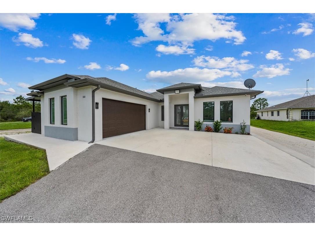 3260 62nd Avenue NE Naples FL 34120 223056730 image1