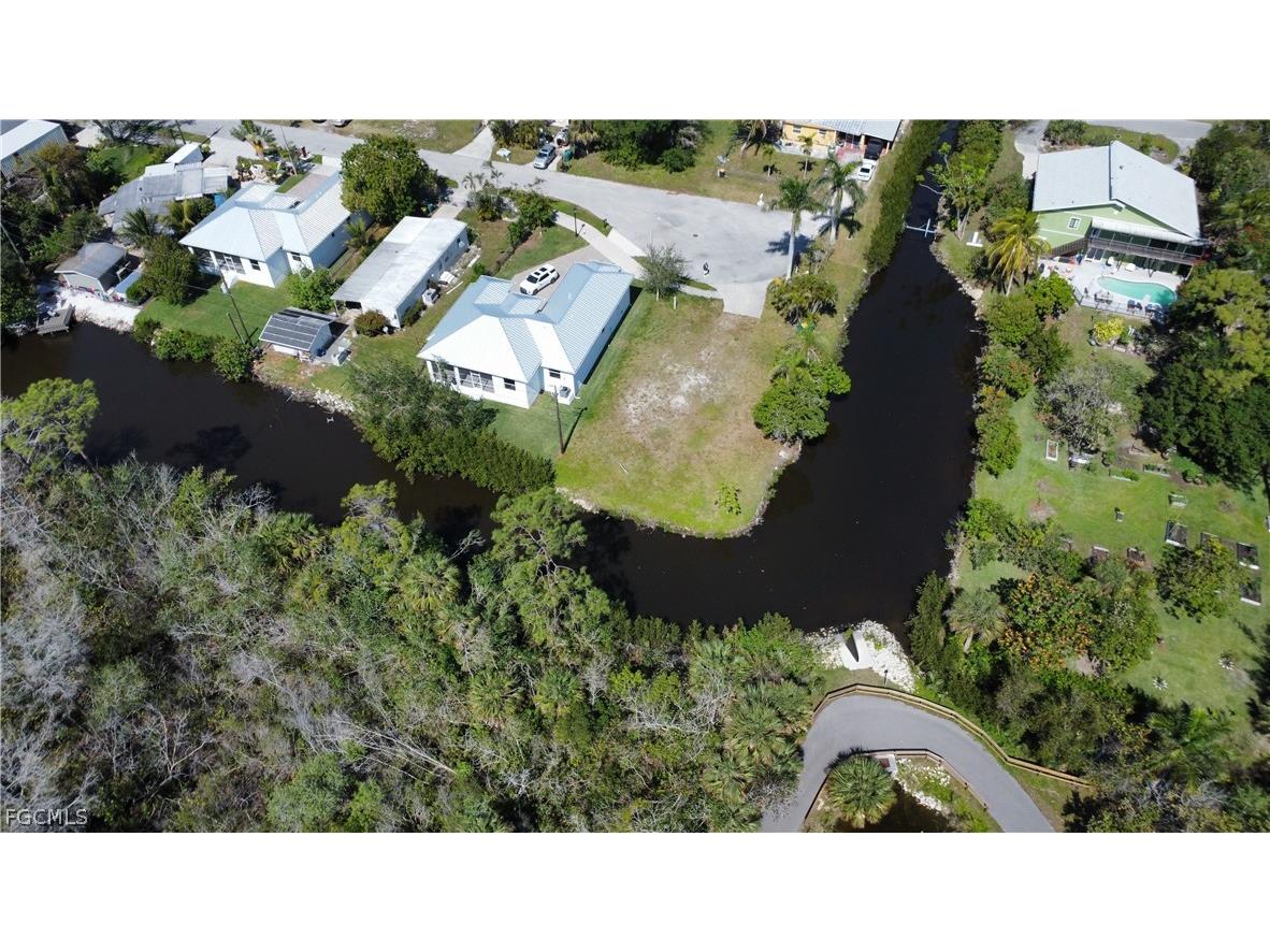 3260 Lunar Street Naples FL 34112 2026013397 image4