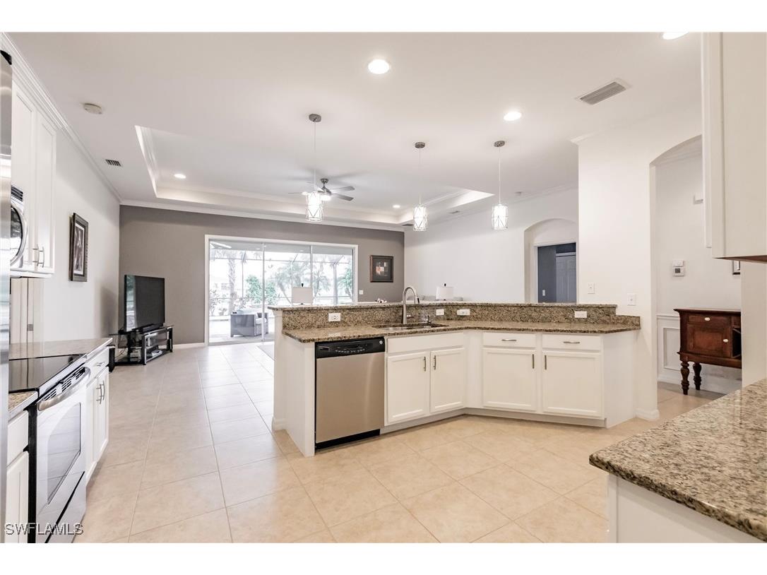 3260 Magnolia Landing Lane North Fort Myers FL 33917 225056613 image11