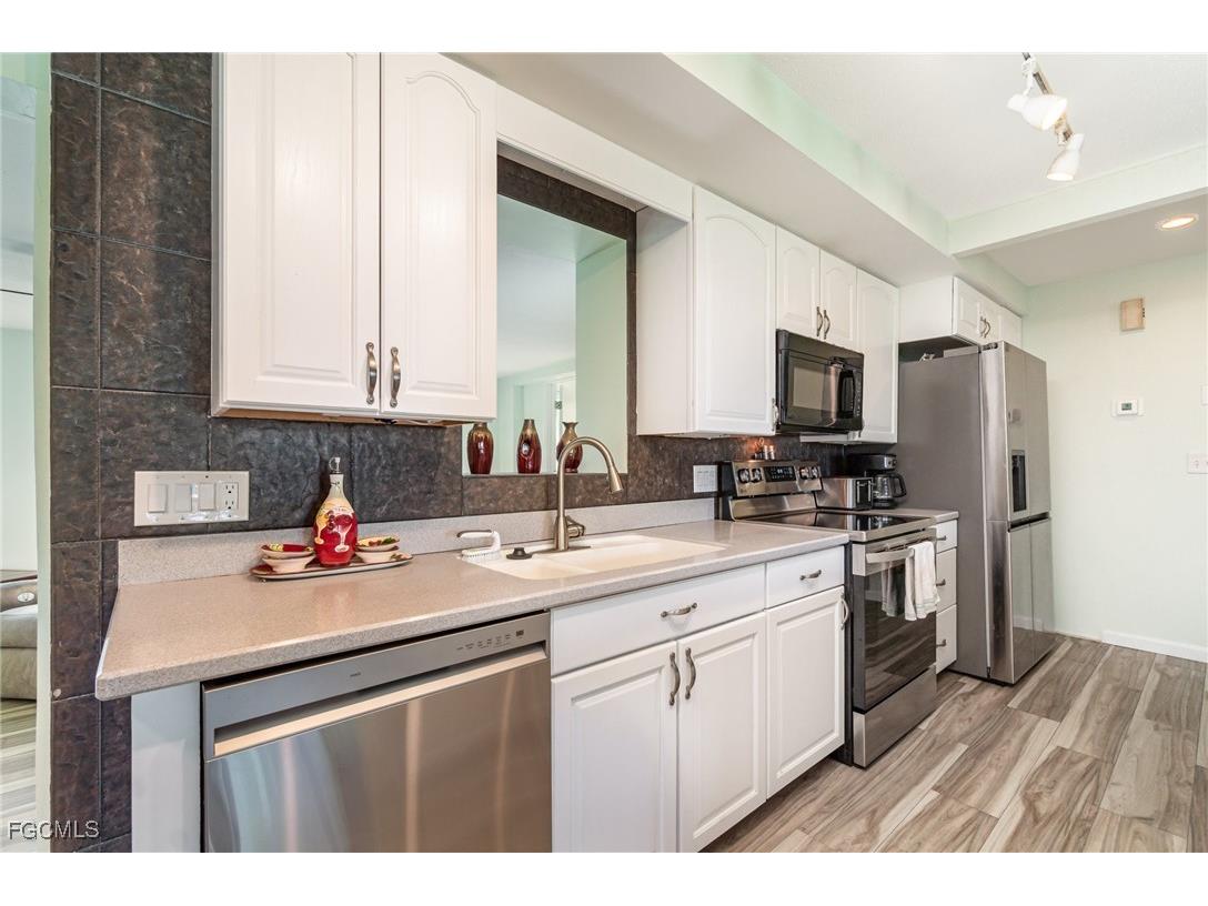 3260 Pinetree Street Port Charlotte FL 33952 2025007841 image6