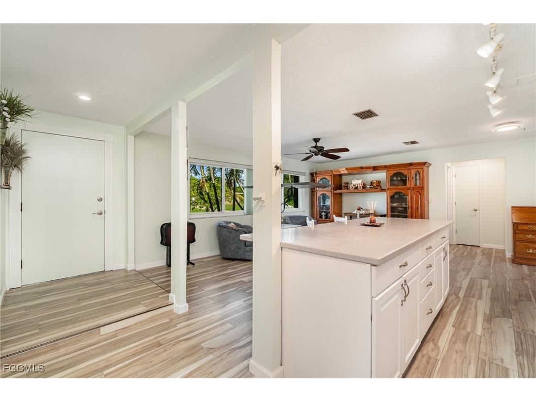 3260 Pinetree Street Port Charlotte FL 33952 2025007841 image8