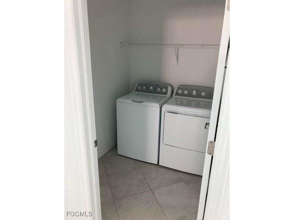 3261 Altimira Drive Fort Myers FL 33905 2025024959 image25