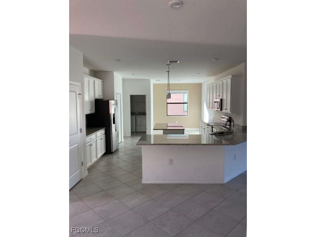 3261 Altimira Drive Fort Myers FL 33905 2025024959 image3