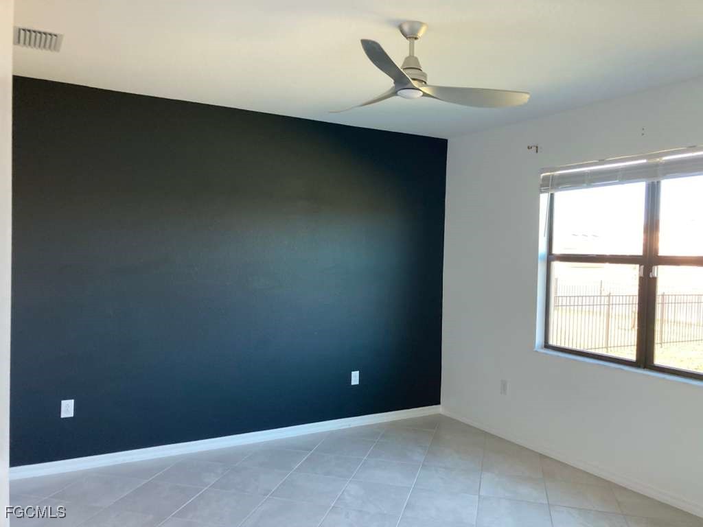 3261 Altimira Drive Fort Myers FL 33905 2025024959 image9