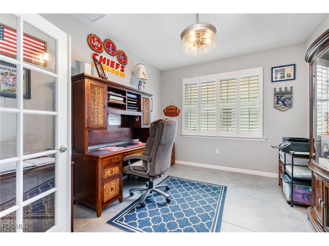 3261 Apple Blossom Drive Alva FL 33920 2025011701 image20