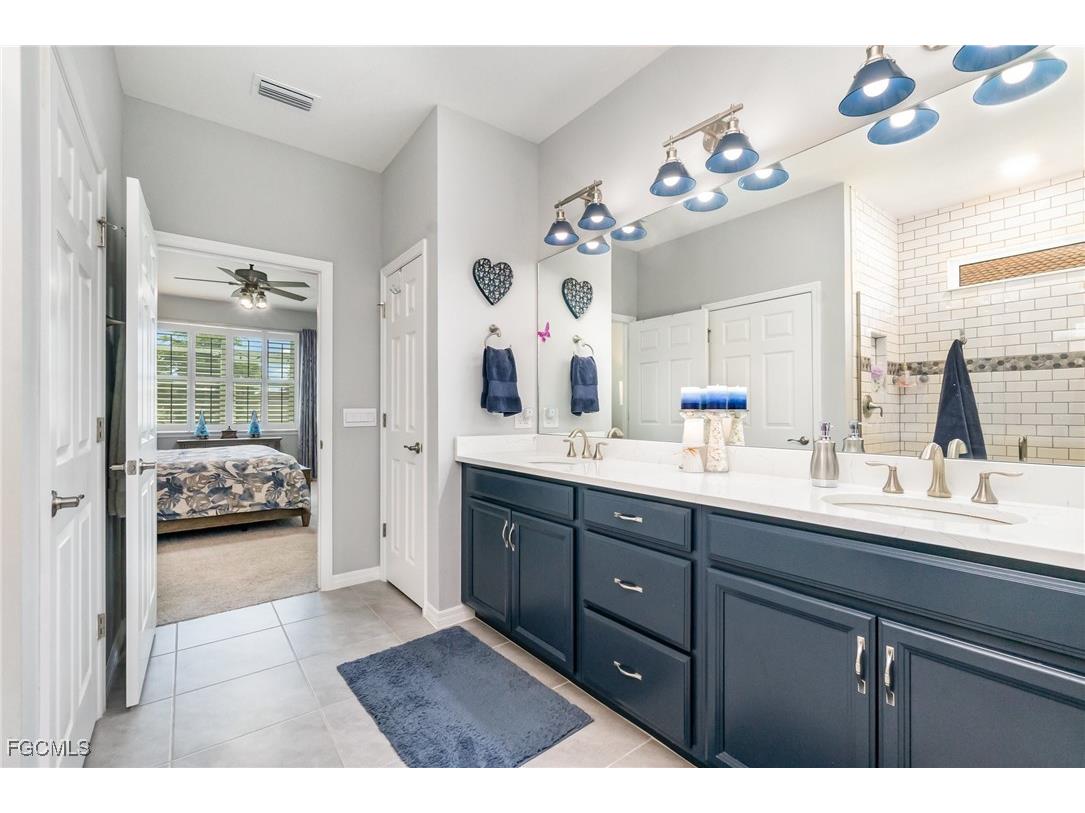 3261 Apple Blossom Drive Alva FL 33920 2025011701 image26