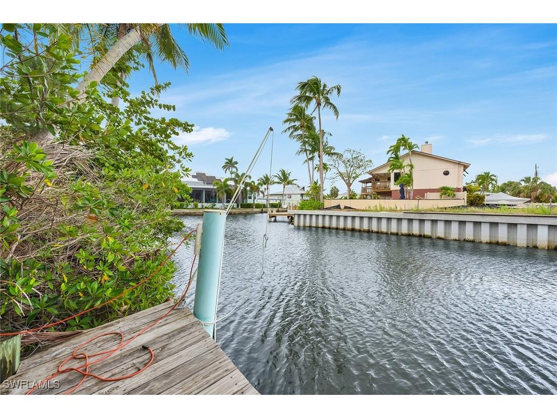 3261 Lakeview Drive Naples FL 34112 225046617 image5
