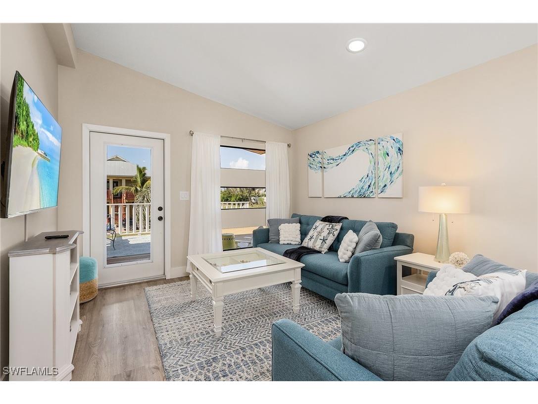 3262 Andrews Avenue Naples FL 34112 225029956 image4