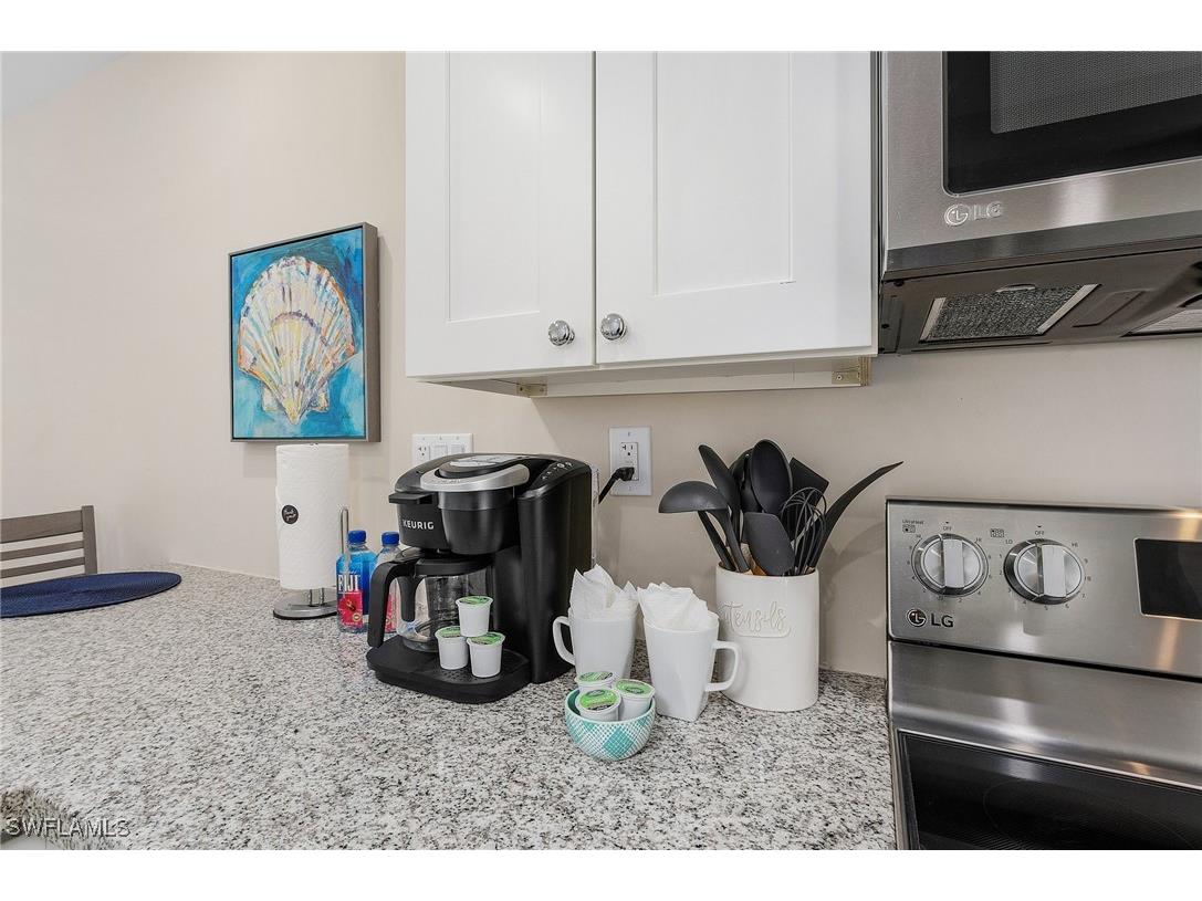 3262 Andrews Avenue Naples FL 34112 225029956 image7