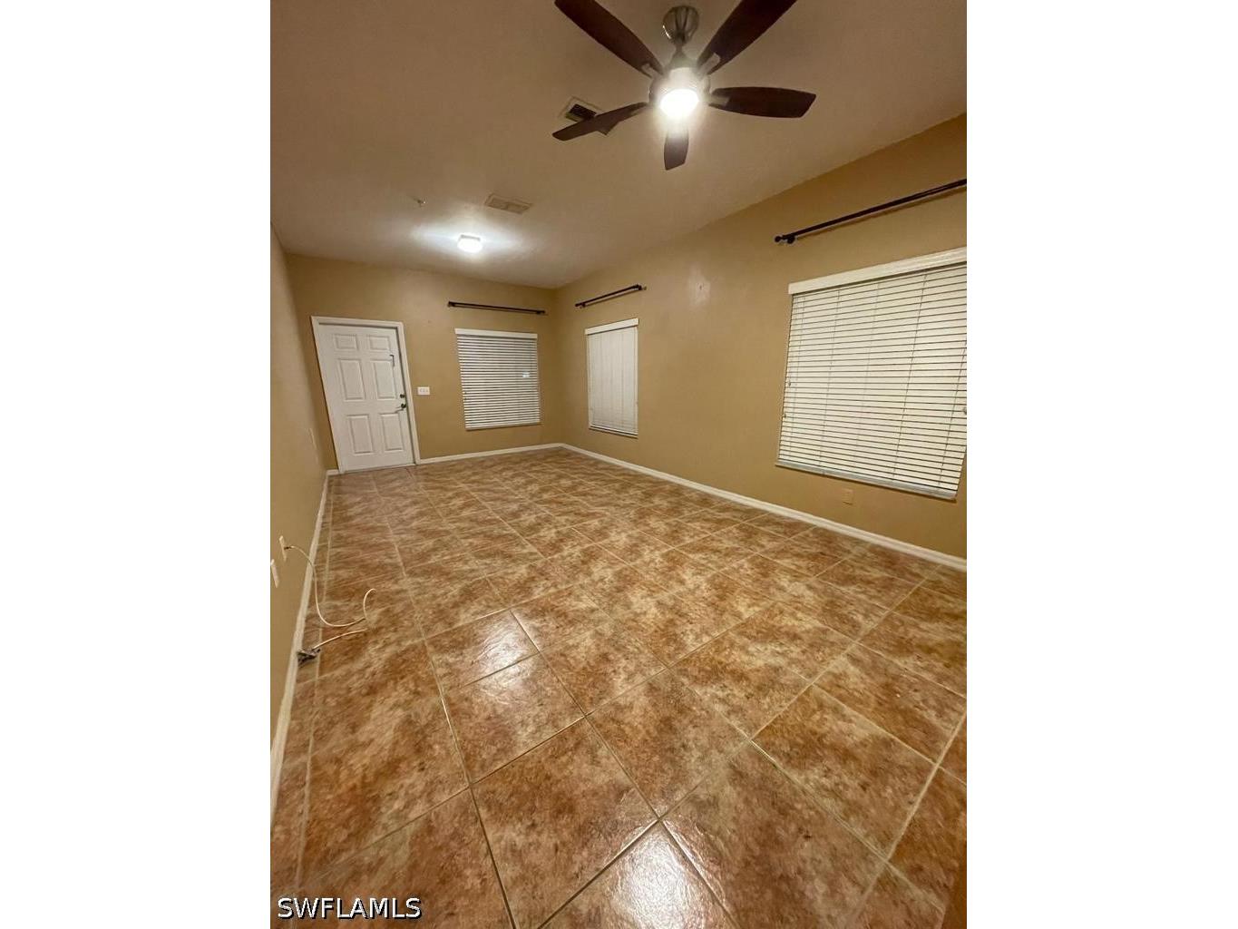 3265 Amanda Lane #7 Naples FL 34109 226023457 image2
