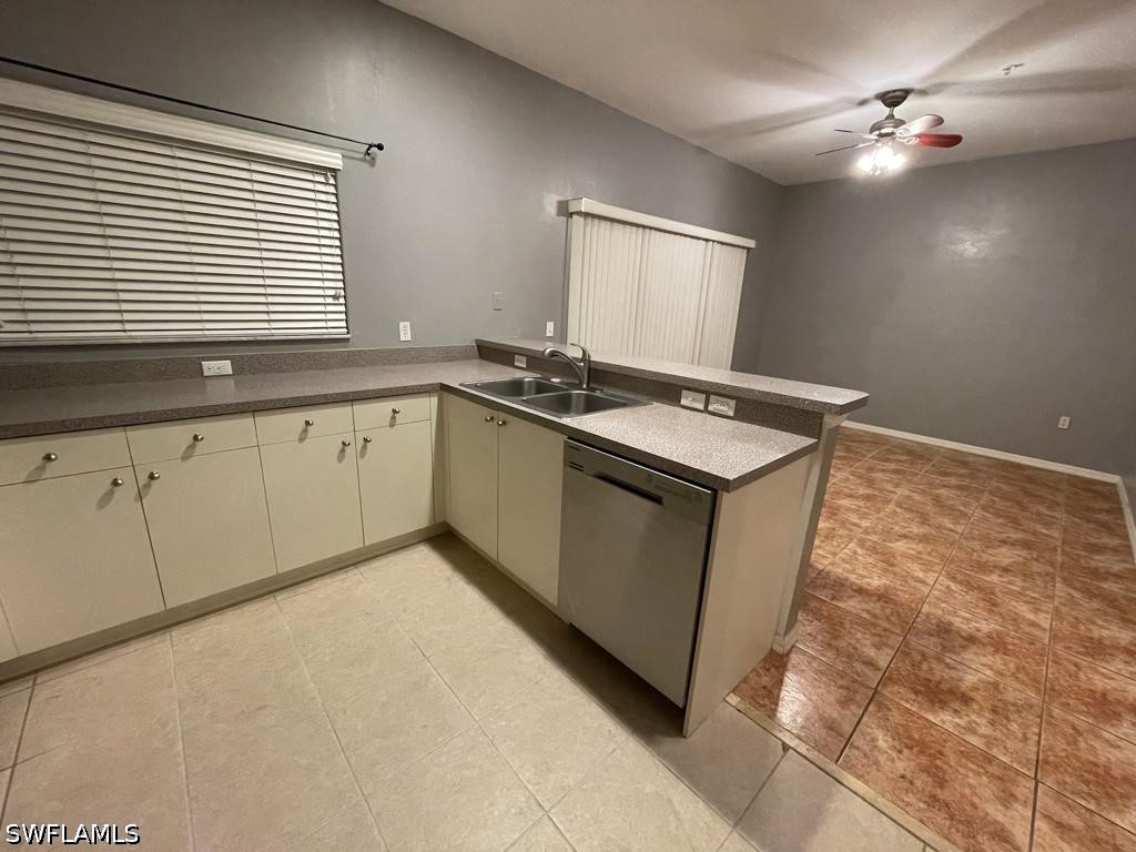 3265 Amanda Lane #7 Naples FL 34109 226023457 image5