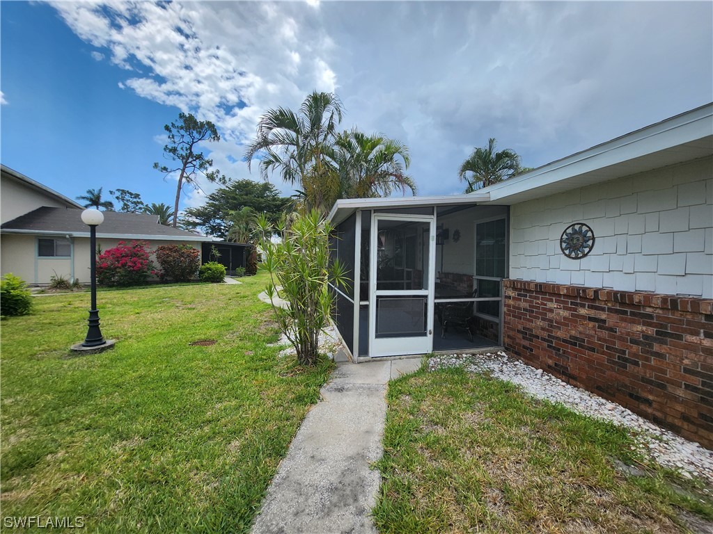 3266 Maple Leaf Circle #1 Fort Myers FL 33907 223038936 image1