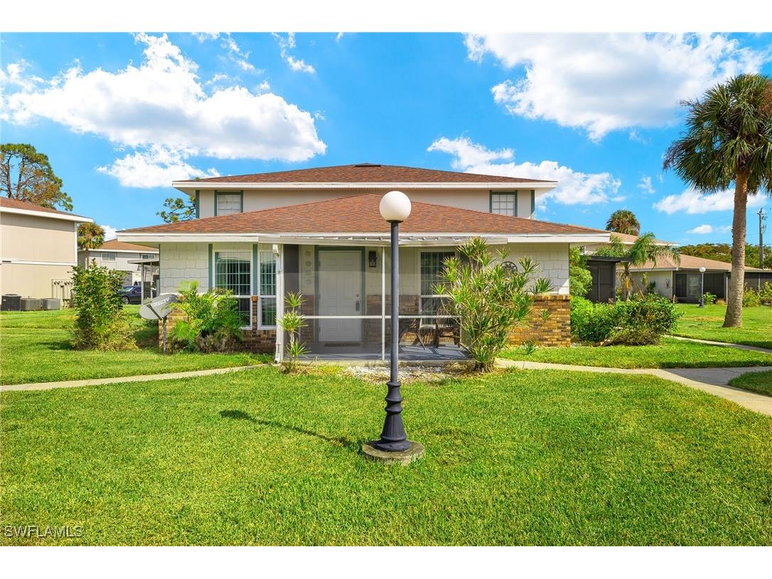 3266 Maple Leaf Circle #1 Fort Myers FL 33907 224082497 image1