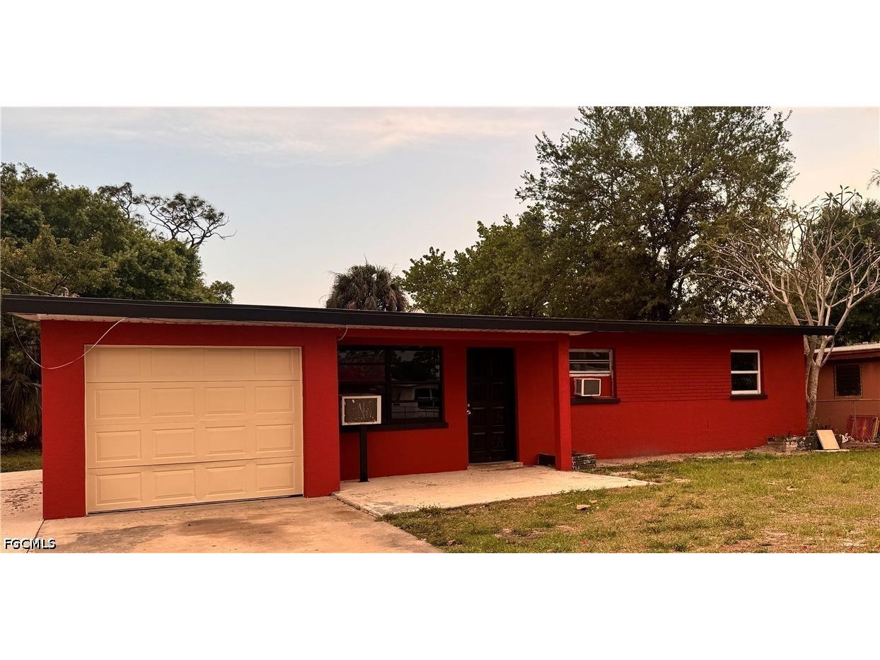 3268 C Street E #NA Fort Myers FL 33916 2026017944 image1