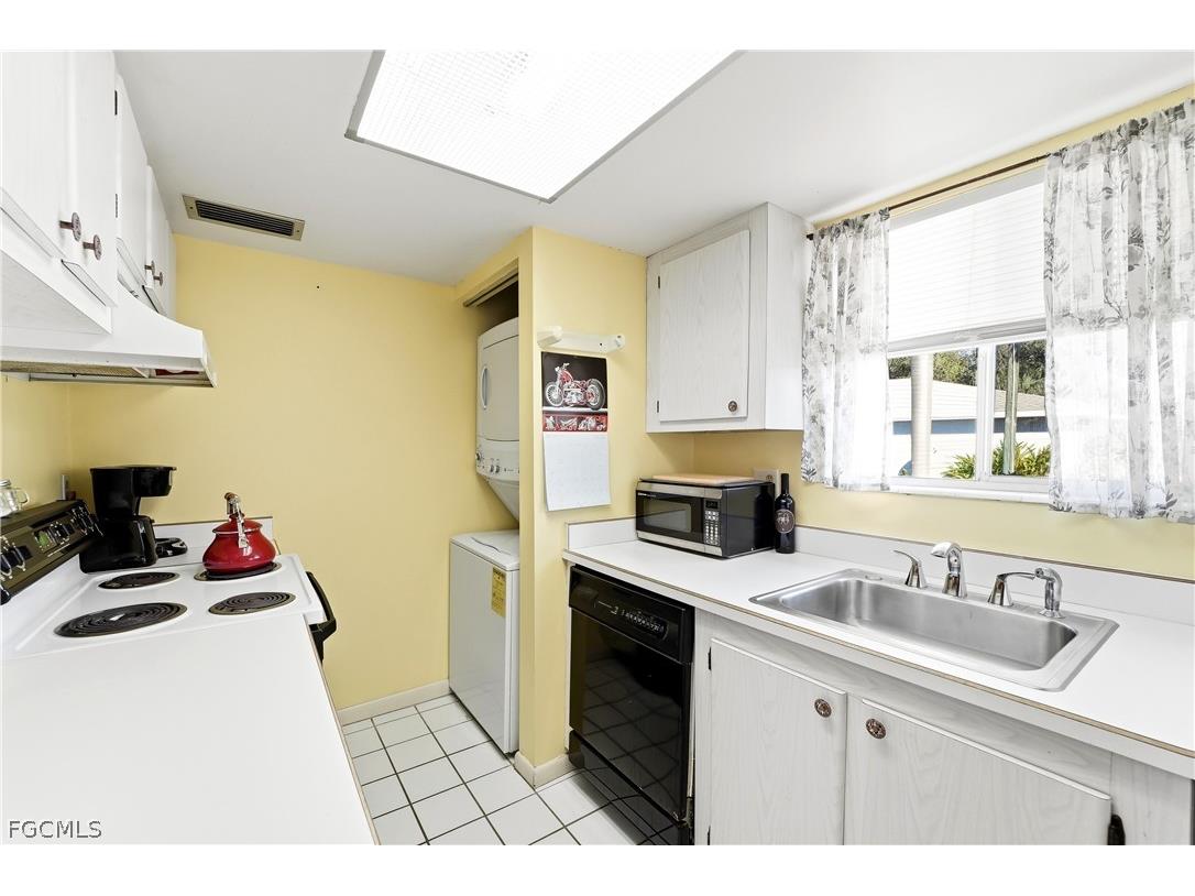 3268 Royal Canadian Trace #1 Fort Myers FL 33907 2026010140 image7