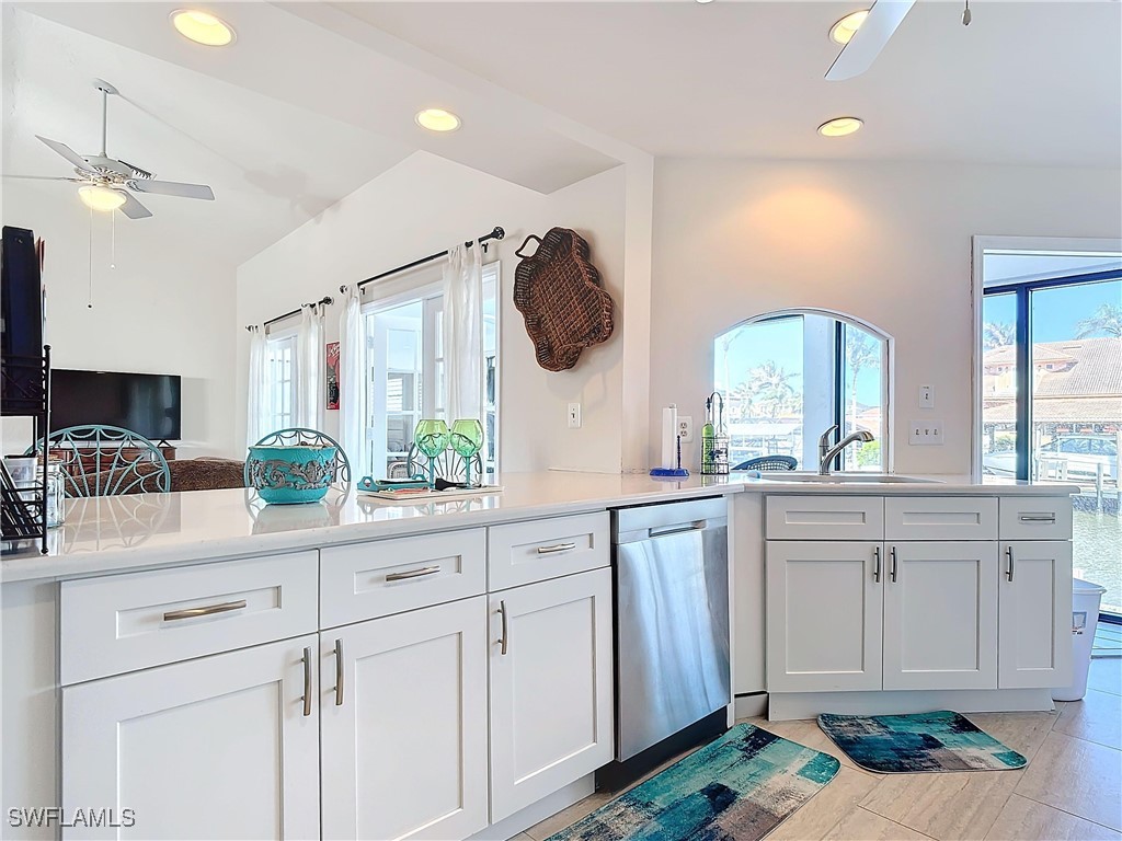 327 Conners Avenue Naples FL 34108 224099956 image21