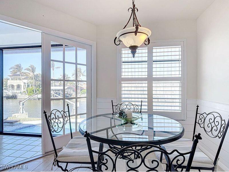 327 Conners Avenue Naples FL 34108 224099956 image26