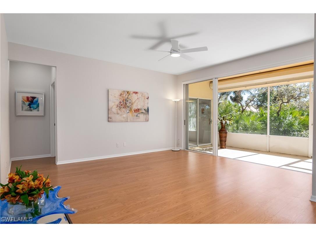 327 Emerald Bay Circle #W6 Naples FL 34110 224011895 image1