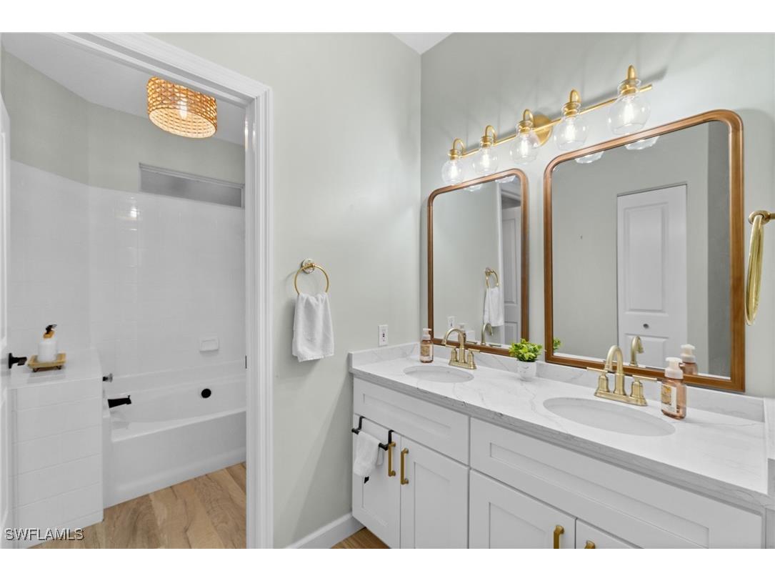 327 Emerald Bay Circle #W6 Naples FL 34110 226002599 image20