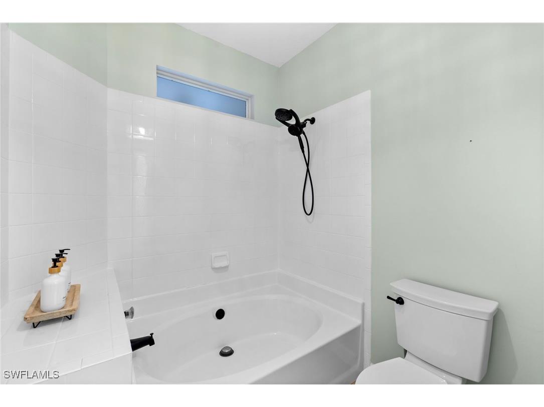 327 Emerald Bay Circle #W6 Naples FL 34110 226002599 image21