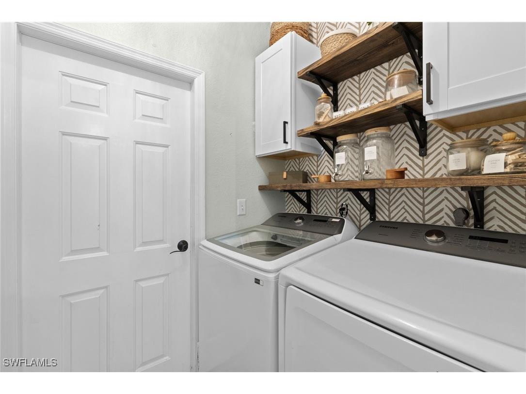 327 Emerald Bay Circle #W6 Naples FL 34110 226002599 image24