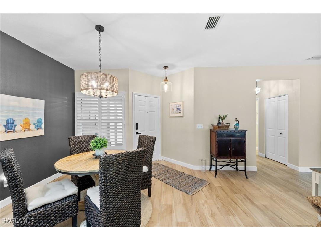 327 Emerald Bay Circle #W6 Naples FL 34110 226002599 image8