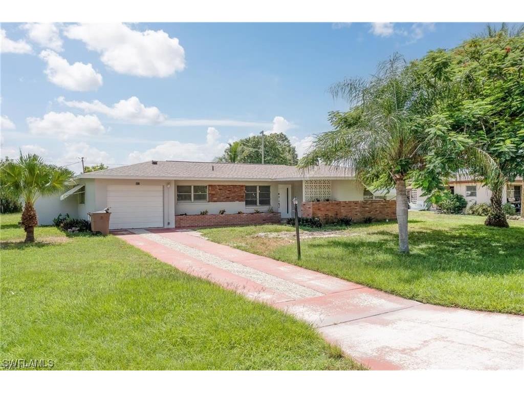 327 Fleetwood Avenue Lehigh Acres FL 33936 223083882 image1