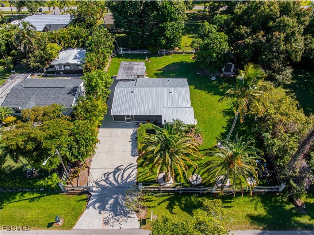 327 Montgomery Avenue Fort Myers FL 33905 2025019357 image12