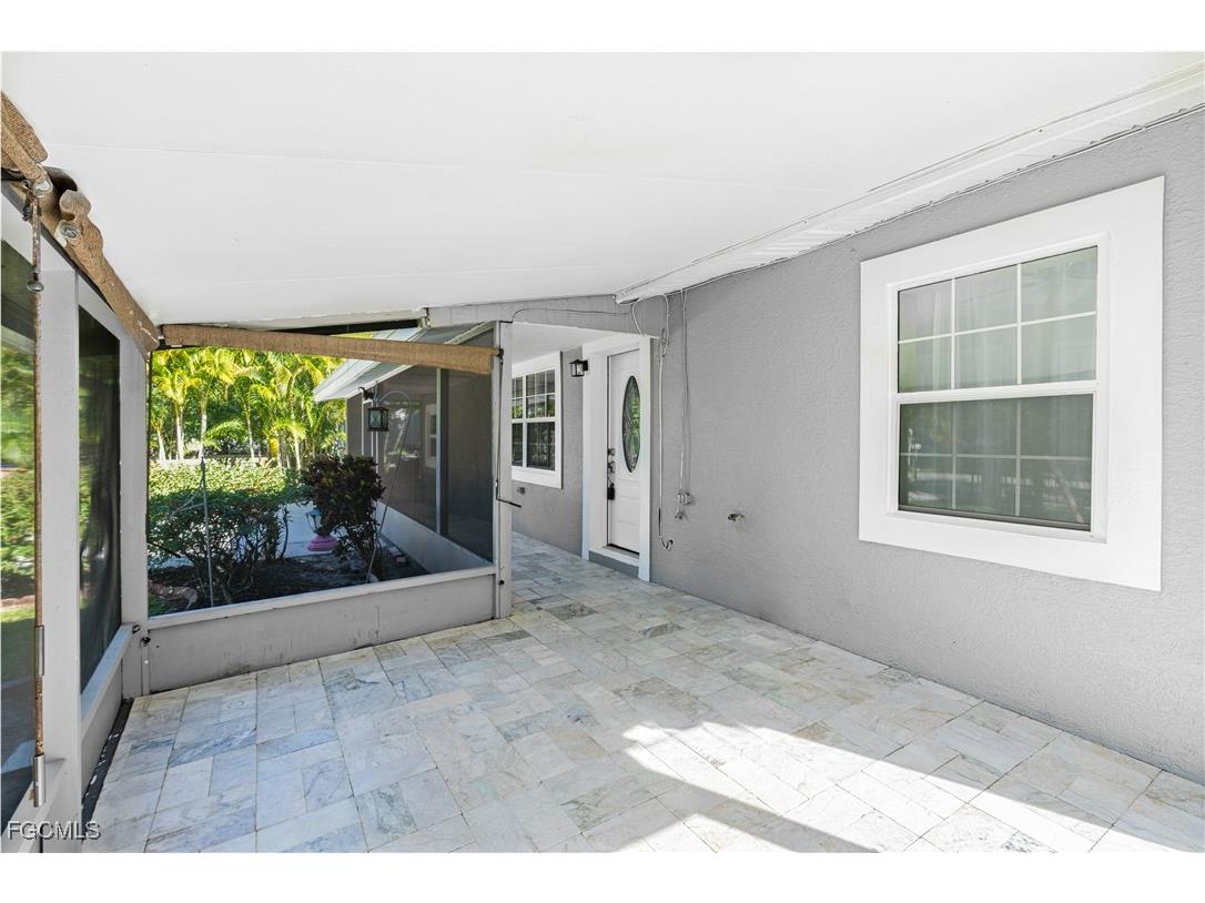 327 Montgomery Avenue Fort Myers FL 33905 2025019357 image14