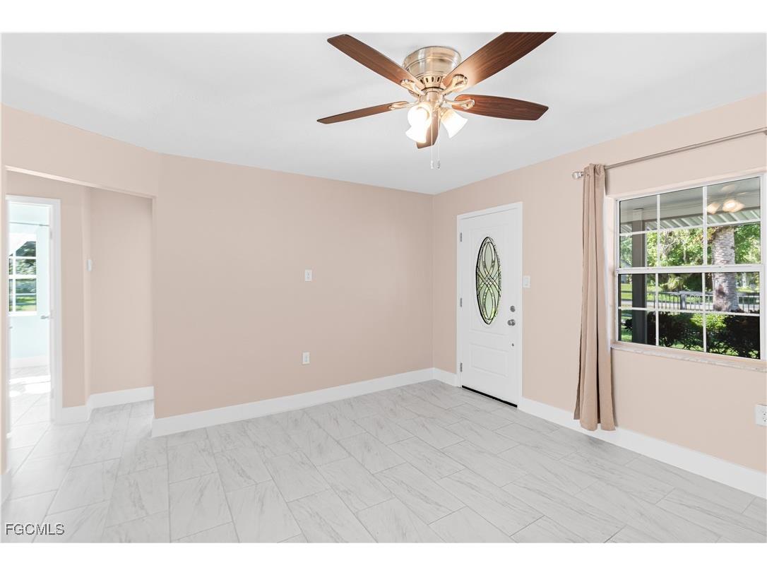 327 Montgomery Avenue Fort Myers FL 33905 2025019357 image16