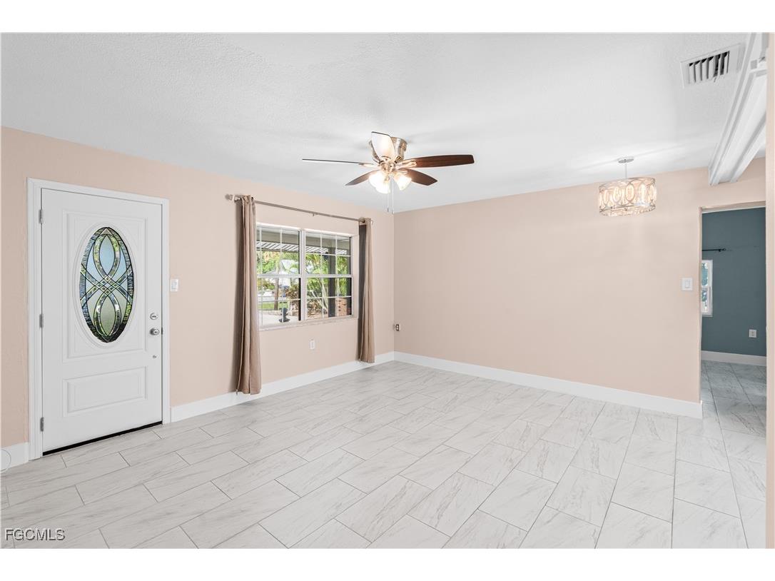 327 Montgomery Avenue Fort Myers FL 33905 2025019357 image21