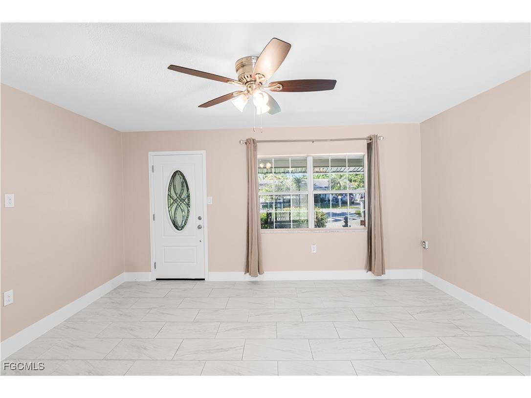 327 Montgomery Avenue Fort Myers FL 33905 2025019357 image23