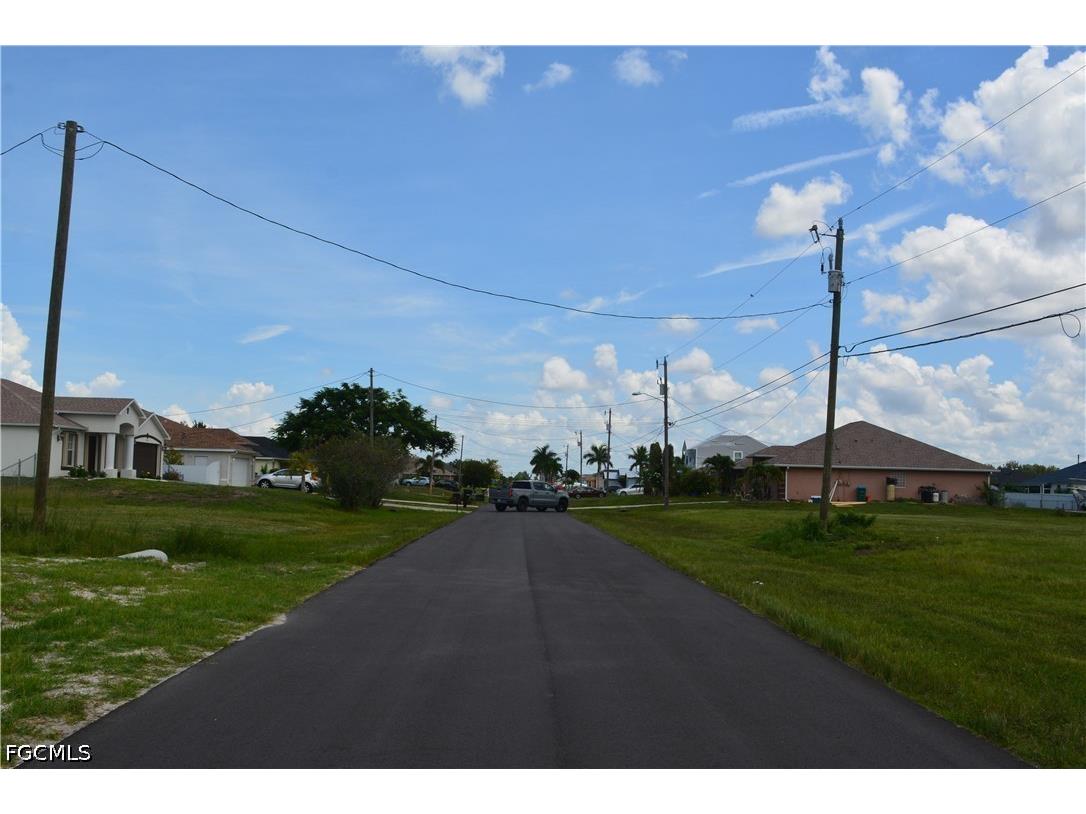 327 NW 16th Place Cape Coral FL 33993 2026026158 image7