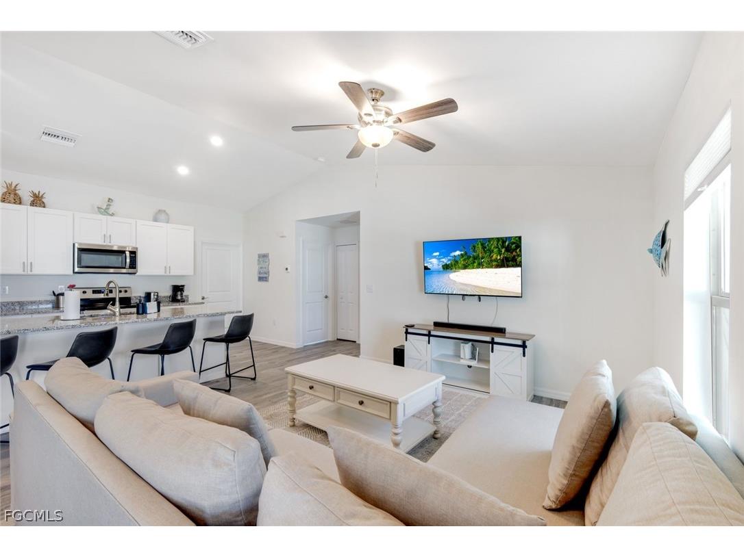 327 NW 23rd Street Cape Coral FL 33993 2026013748 image9