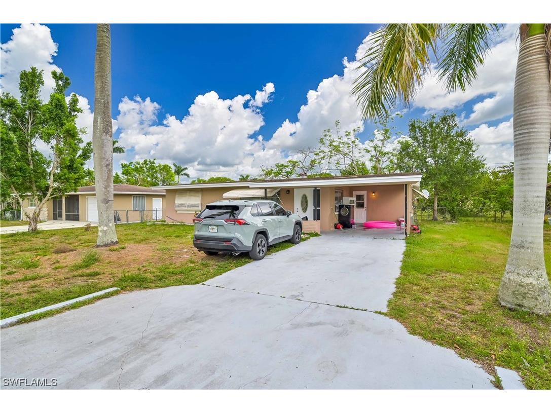 327 Rockledge Road Fort Myers FL 33905 223040924 image1