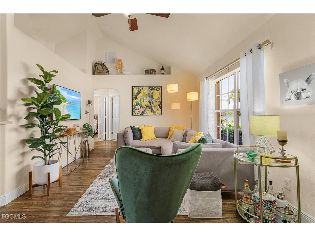 327 SW 26th Terrace Cape Coral FL 33914 2025024880 image11