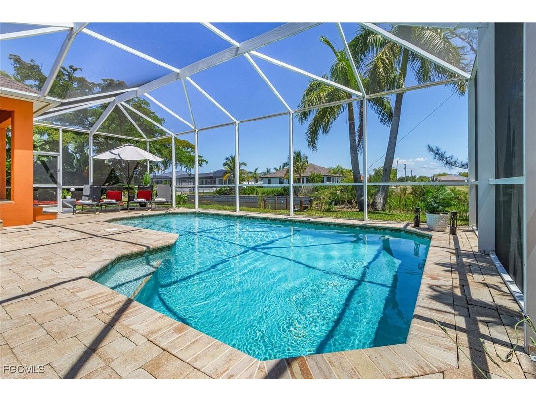 327 SW 26th Terrace Cape Coral FL 33914 2025024880 image26