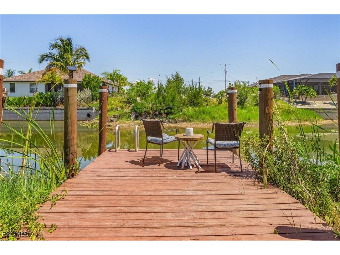 327 SW 26th Terrace Cape Coral FL 33914 2025024880 image29
