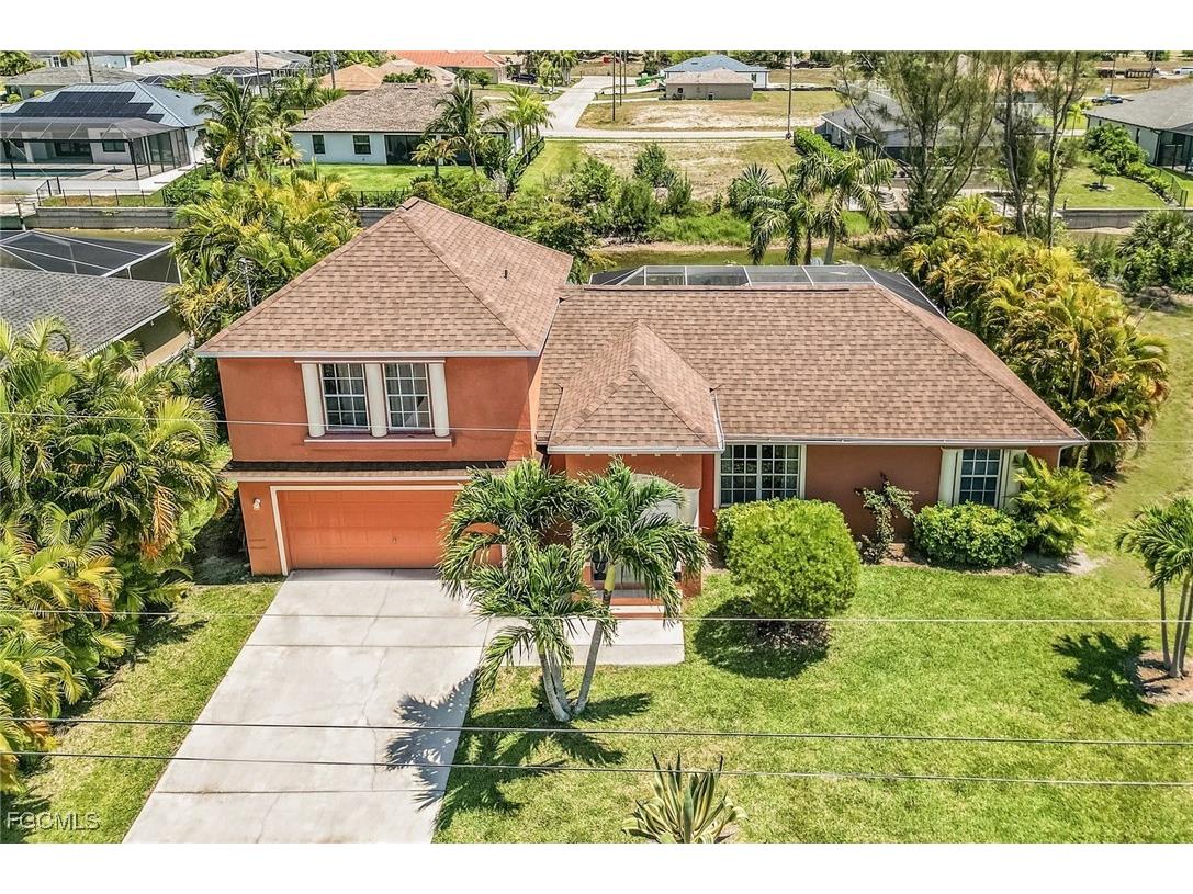 327 SW 26th Terrace Cape Coral FL 33914 2025024880 image5
