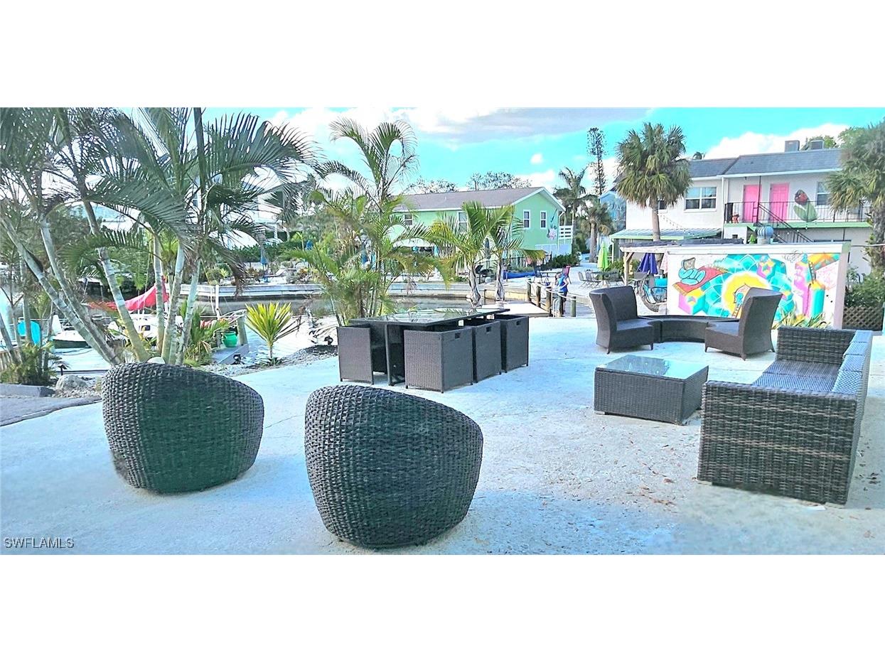 3270 Bayshore Drive Naples FL 34112 225057035 image7