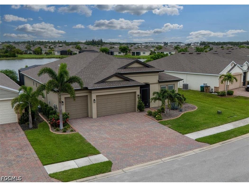 3271 Baravaldo Circle Cape Coral FL 33909 2026024564 image2