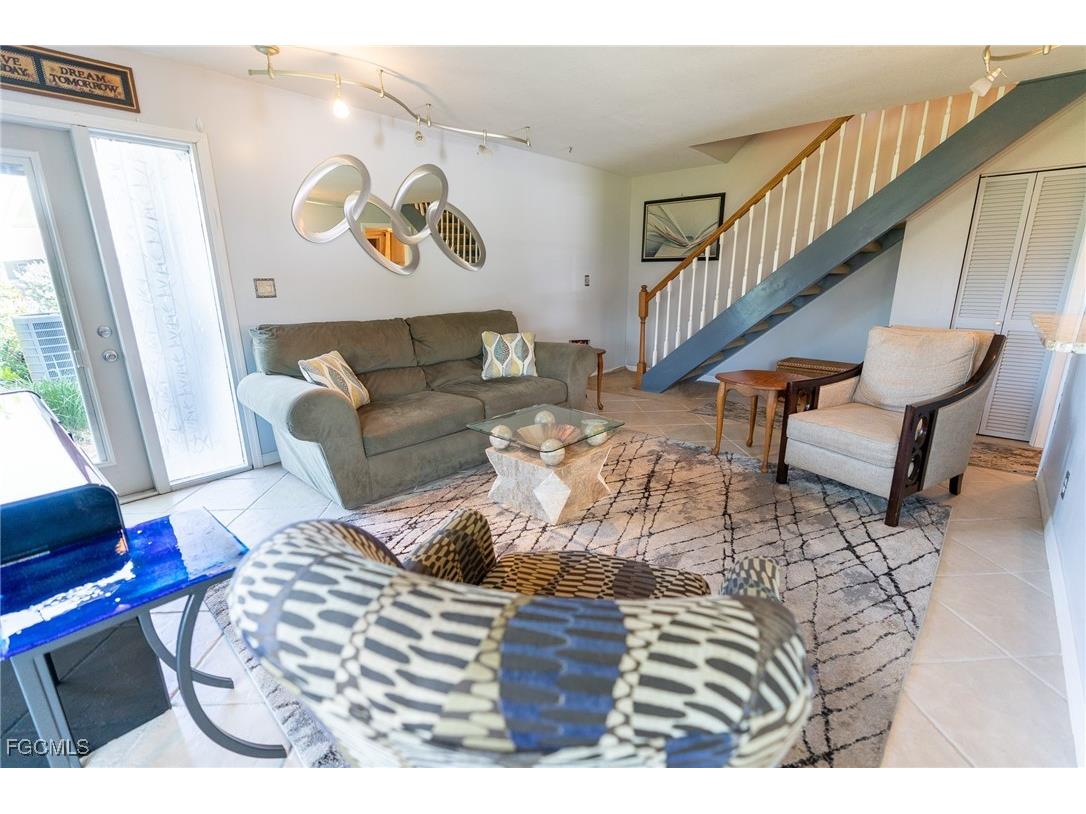 3271 Maple Leaf Circle #3 Fort Myers FL 33907 2025020957 image15