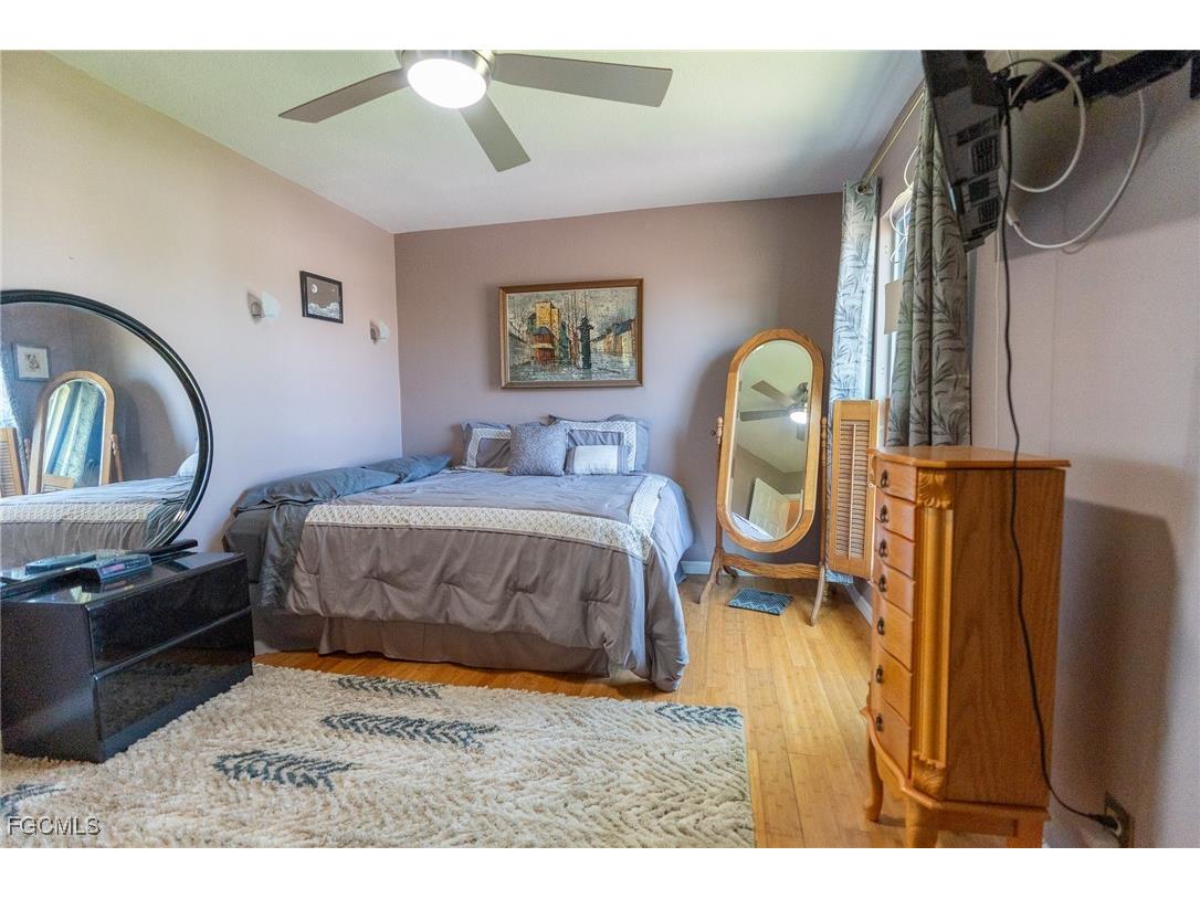 3271 Maple Leaf Circle #3 Fort Myers FL 33907 2025020957 image25