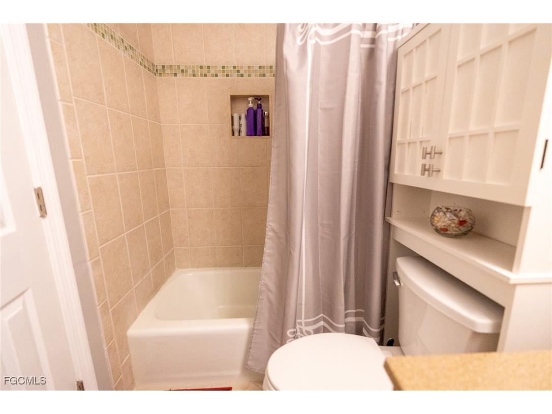 3271 Maple Leaf Circle #3 Fort Myers FL 33907 2025020957 image28
